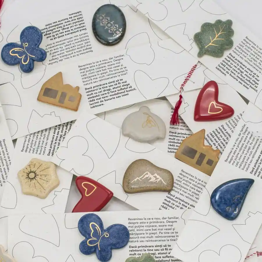 set de mărțișoare Emoție / brosa (11 buc)